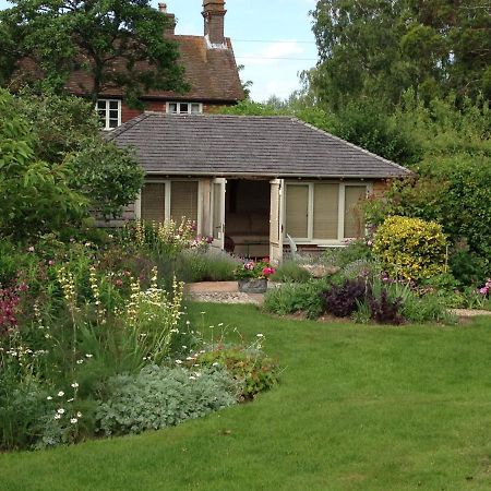 Thatched Cottage B&B Hever Dış mekan fotoğraf