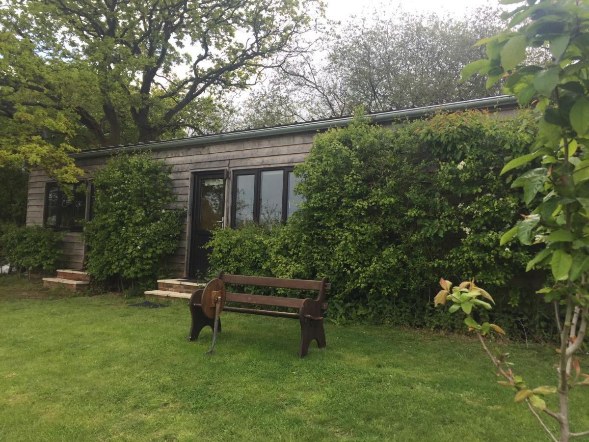 Thatched Cottage B&B Hever Dış mekan fotoğraf