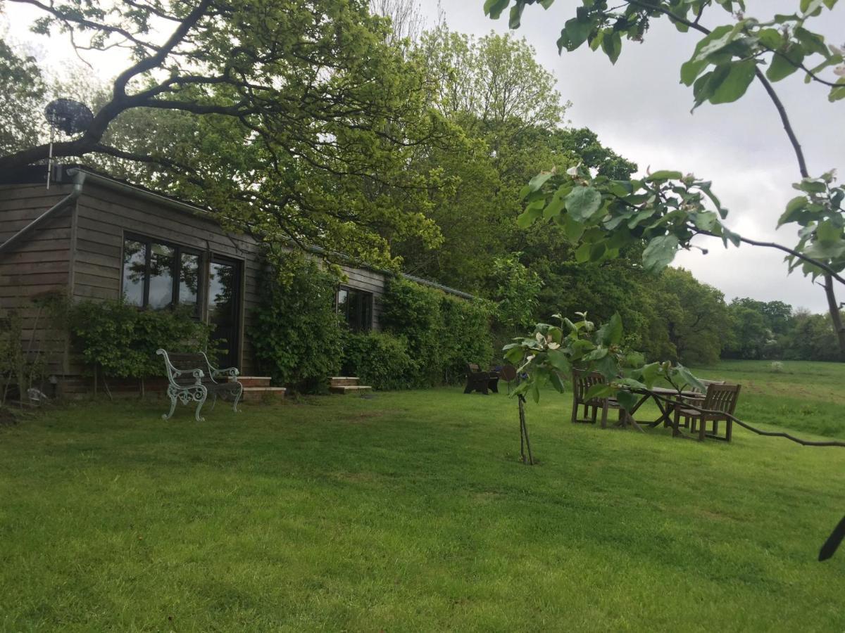 Thatched Cottage B&B Hever Dış mekan fotoğraf